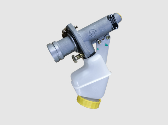 Clutch Master Cylinder And Reservoir Assembly